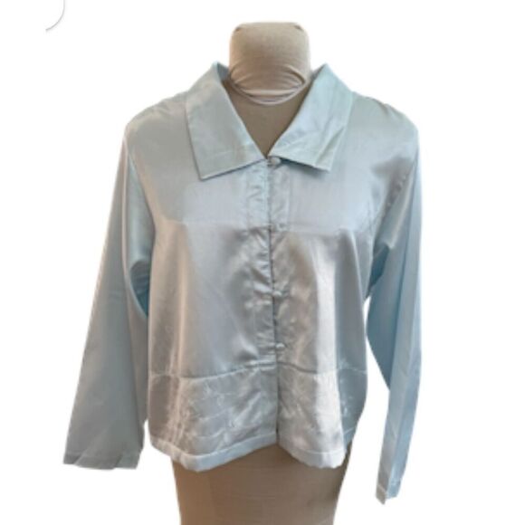 NWT Ladies Satin Pajama Top by Delicates Sz. L Button Front Light Blue - Picture 2 of 8